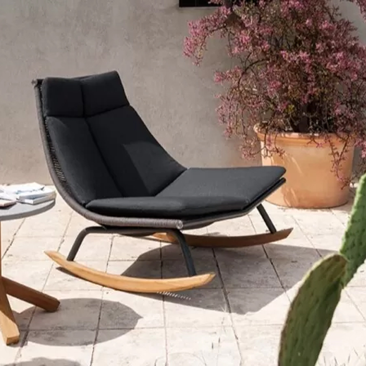 chaise longue noir-marron vue de côté | roda laze