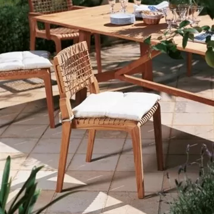 chaise de salle à manger en bois vue de côté | sedia nr3