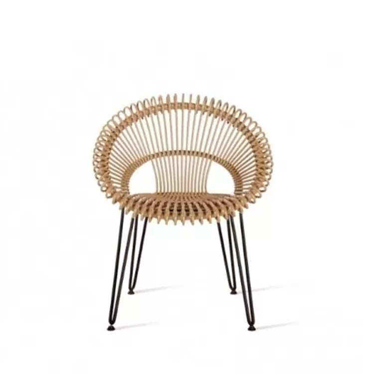 polyethyleen beige tuinstoel